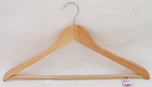 Вешалка для одежды деревянная с антискользящей перекладиной Арт. 53595 - фото