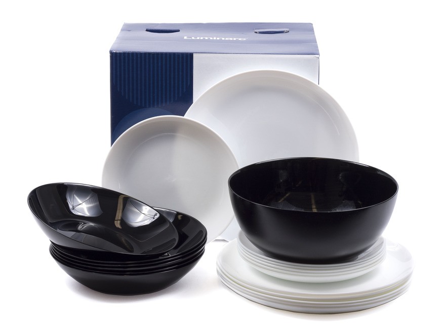 Набор посуды стеклокерамической ''diwali black/white'' 19 пр.: 18 тарелок 19/20/25 см, салатник 21 см (арт. P4360, код 200627) Арт.91590
