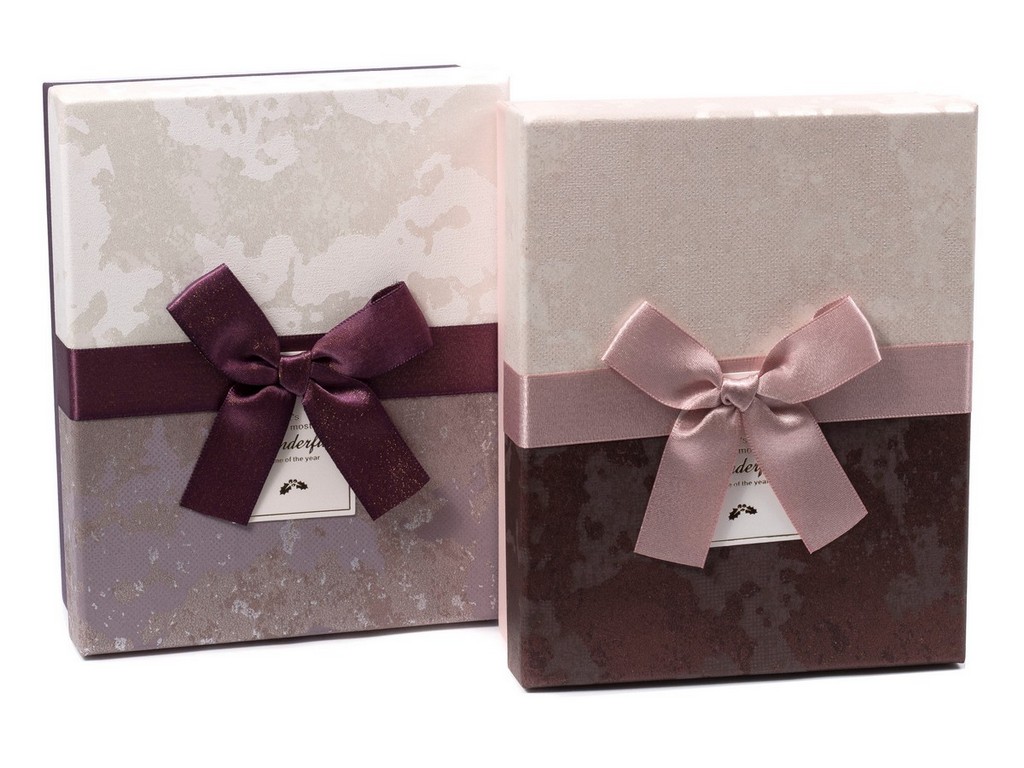 Коробка для подарка картонная 20*16*6,5 см (арт. Pk16051, код 222636) Арт.96904 - фото