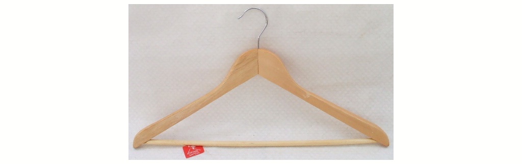Вешалка для одежды  деревянная Арт. 53593