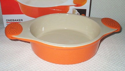 Блюдо для запекания керамическое круглое 1,15л/30,5 см с силиконовыми держателями  Арт. 56960