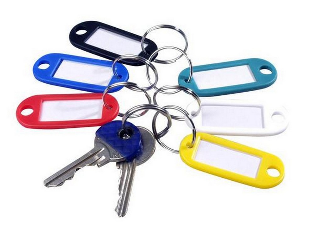 Набор брелоков для ключей пластмассовых 6 шт. 6 см ''TORO'' Арт. 5836 - фото