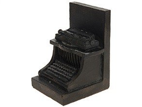 Держатель для книг пластмассовый ''Пишущая машинка'' 12*11,7*16,2 см  Арт. 58987 - фото