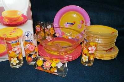 Набор посуды стеклянной Luminarc ''Bubbles Flowers Pink'' 25 пр.: 18 тарелок 25/19,5/16,5 см, сататник 27 см, 6 стаканов 270 мл Арт.71651