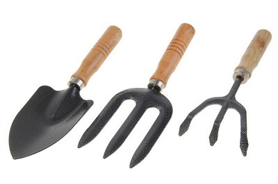 Набор инструментов для сада/огорода металлических с деревянными ручками 3 шт. 24 см: лопатка, вилы, рыхлитель Арт. 73219