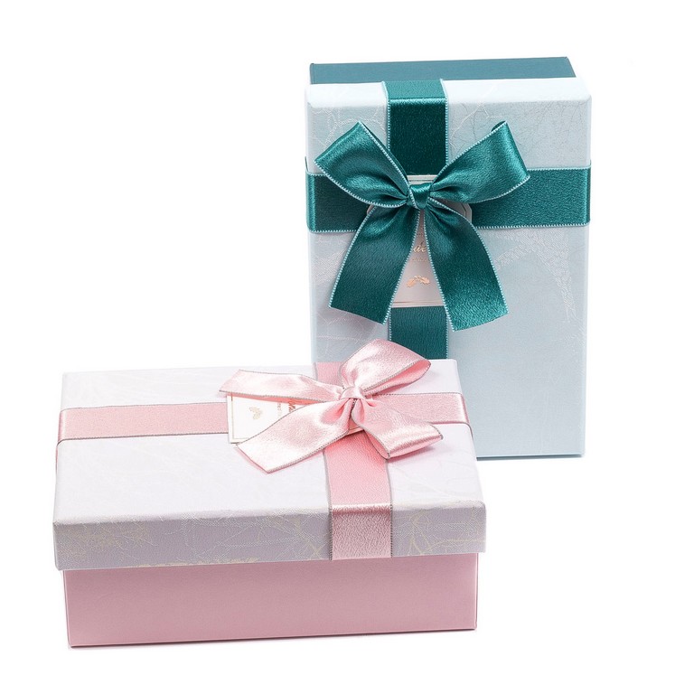 Коробка для подарка картонная 19,5*13,5*7,5 см (арт. Pk16056-2, код 222780) Арт.97643