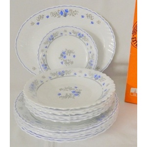 Набор посуды стеклокерамической Luminarc ''Romantique'' 19 пр.: 18 тарелок 19/21/25 см, Блюдо 33 см  Арт. 76900
